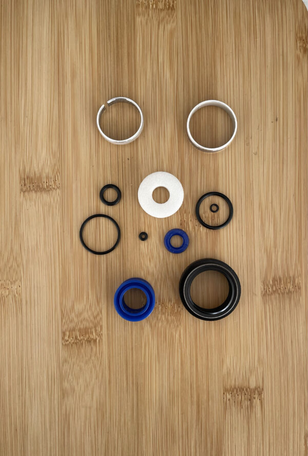RS, Reverb Stealth C1, 600h, Seal Kit, 1 set